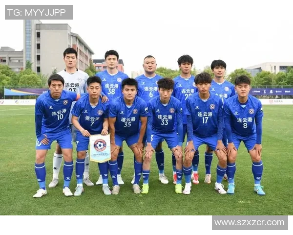 南京篮球队团队协作引发热议球迷对战术配合和球员默契提出不同看法