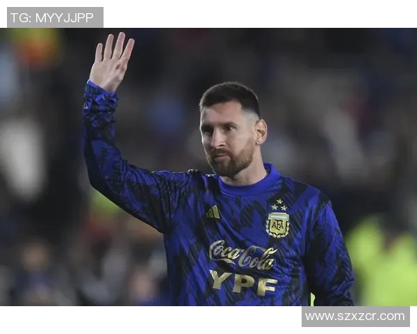 哪位足球巨星选择使用普通手机而非高端智能设备揭秘背后的原因与故事