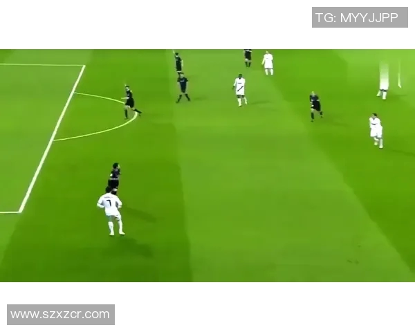 如何与足球明星展开一段浪漫恋情的实用指南与建议